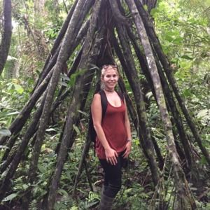 Meet your Posher, Alina